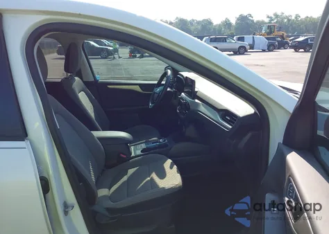 2022 Ford Escape Se from USA, damaged, VIN 1FMCU0G60NUB98554